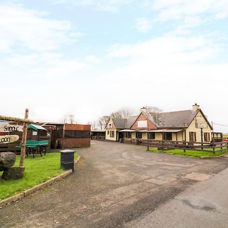 Apache Falls Lodge Limavady Εξωτερικό φωτογραφία