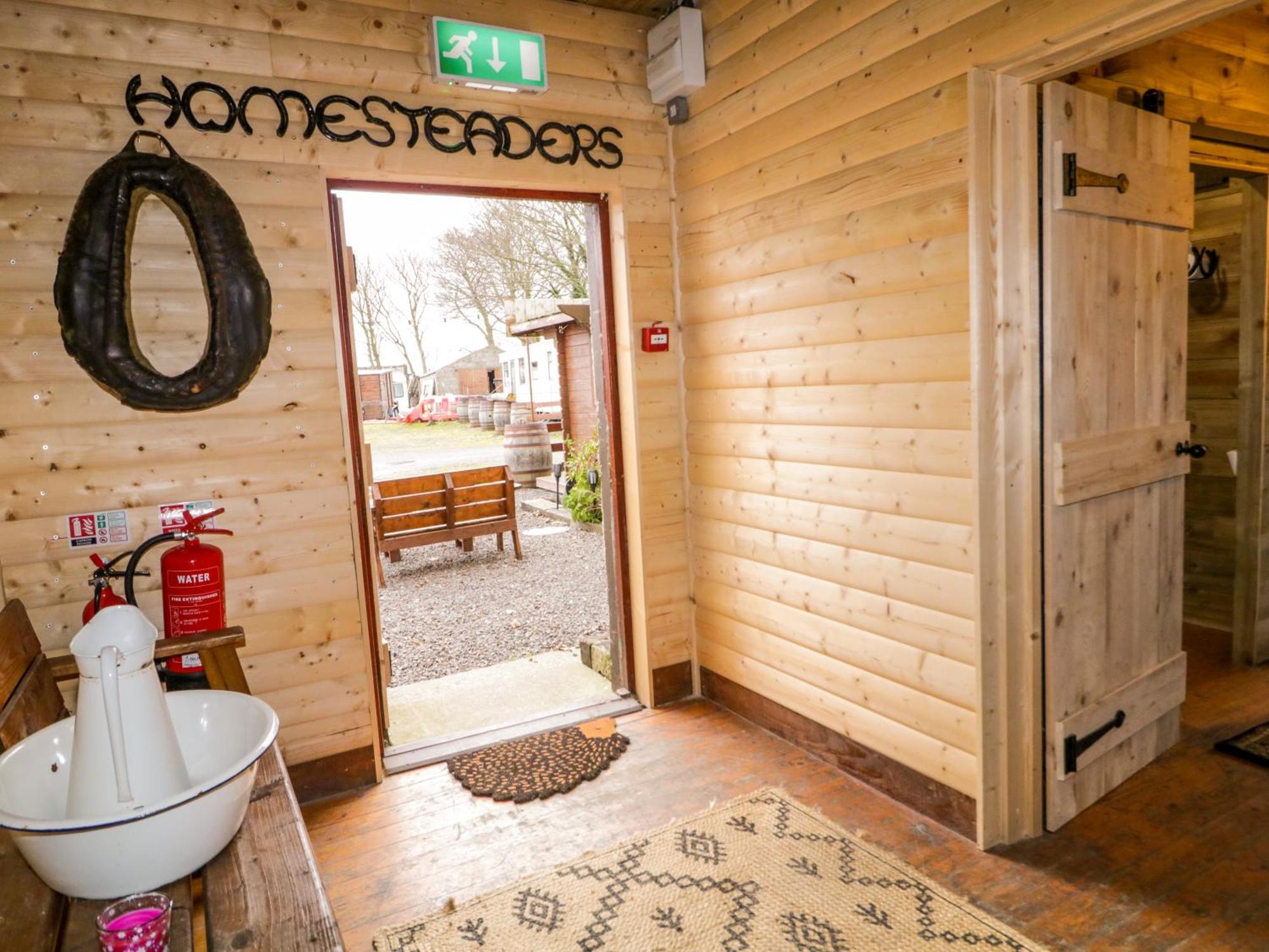 Apache Falls Lodge Limavady Εξωτερικό φωτογραφία