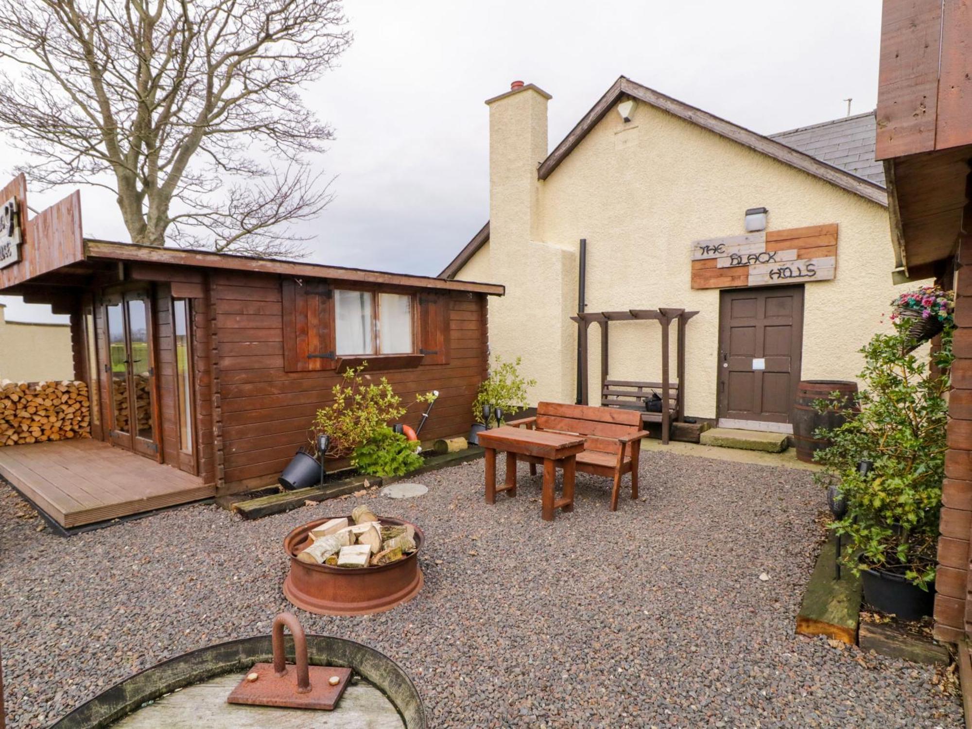 Apache Falls Lodge Limavady Εξωτερικό φωτογραφία